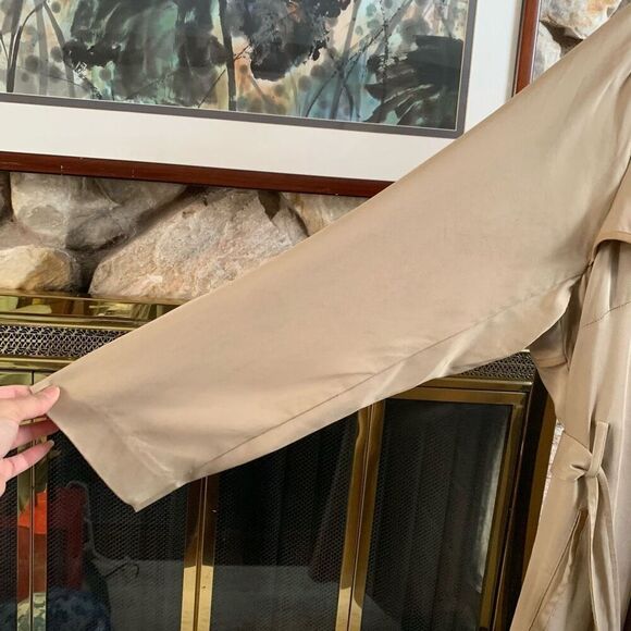 Badgley Mischka trench coat - Picture 6 of 16